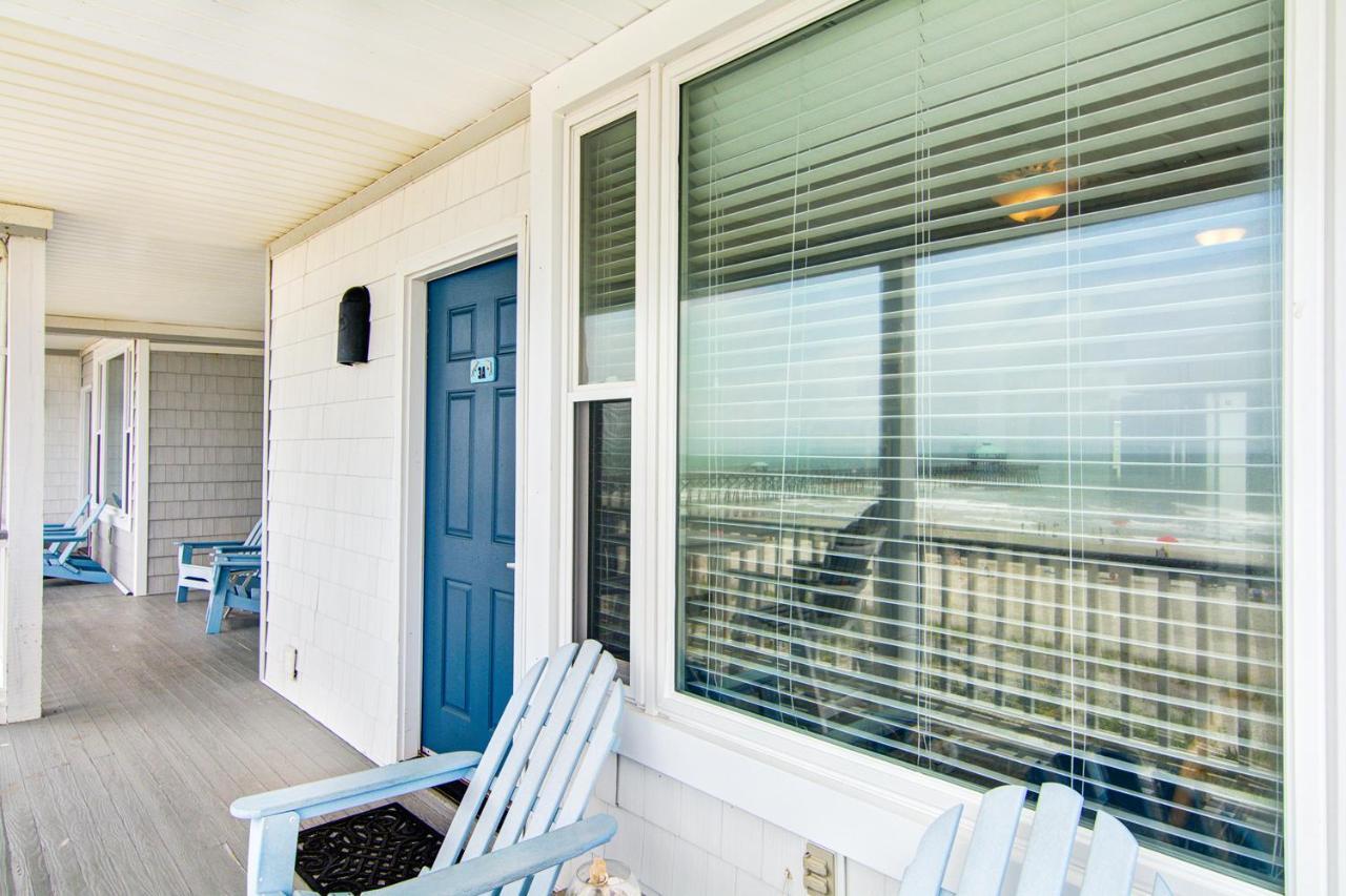 Folly Beach Suites Exterior photo